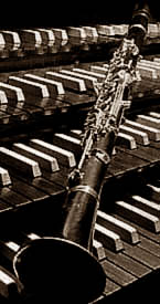 Clarinet & organ keyboard