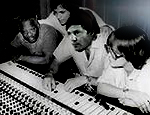Kenny Clarke, Jean-Pierre Couleau, Jean-Christian Michel, Monique Thus au studio du château d'Herouville 